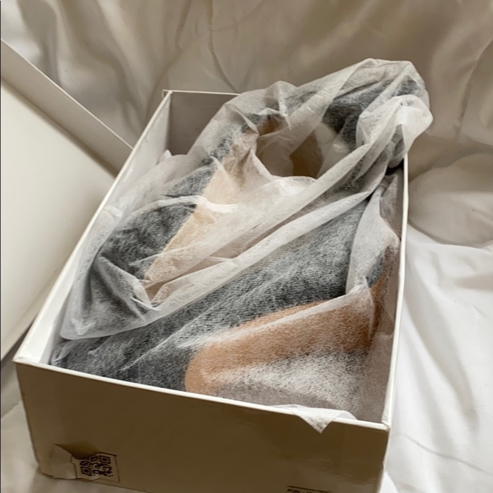 Black stiletto pumps